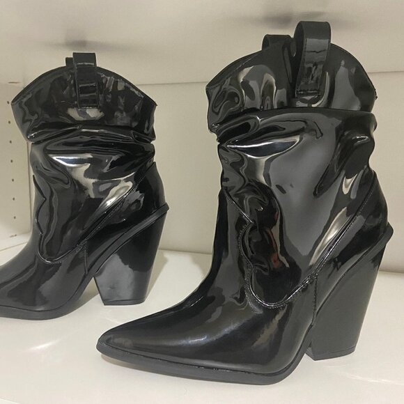 Betsy Bootie Cowboy Style Booties With Shining Faux Patent Leather Size 6 - Picture 1 of 6